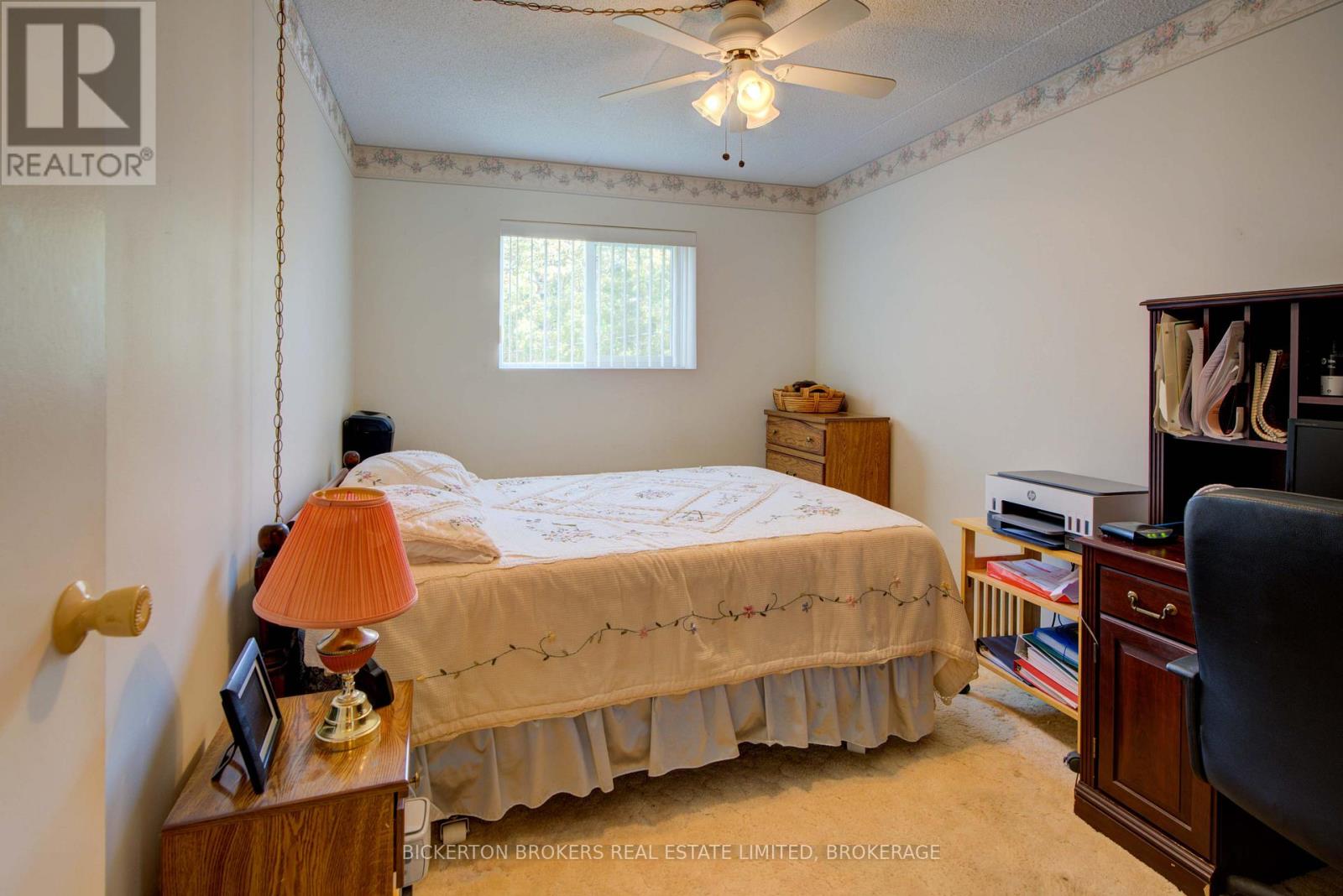 406 - 610 William Street S, Gananoque, Ontario  K7G 3A4 - Photo 32 - X12474119