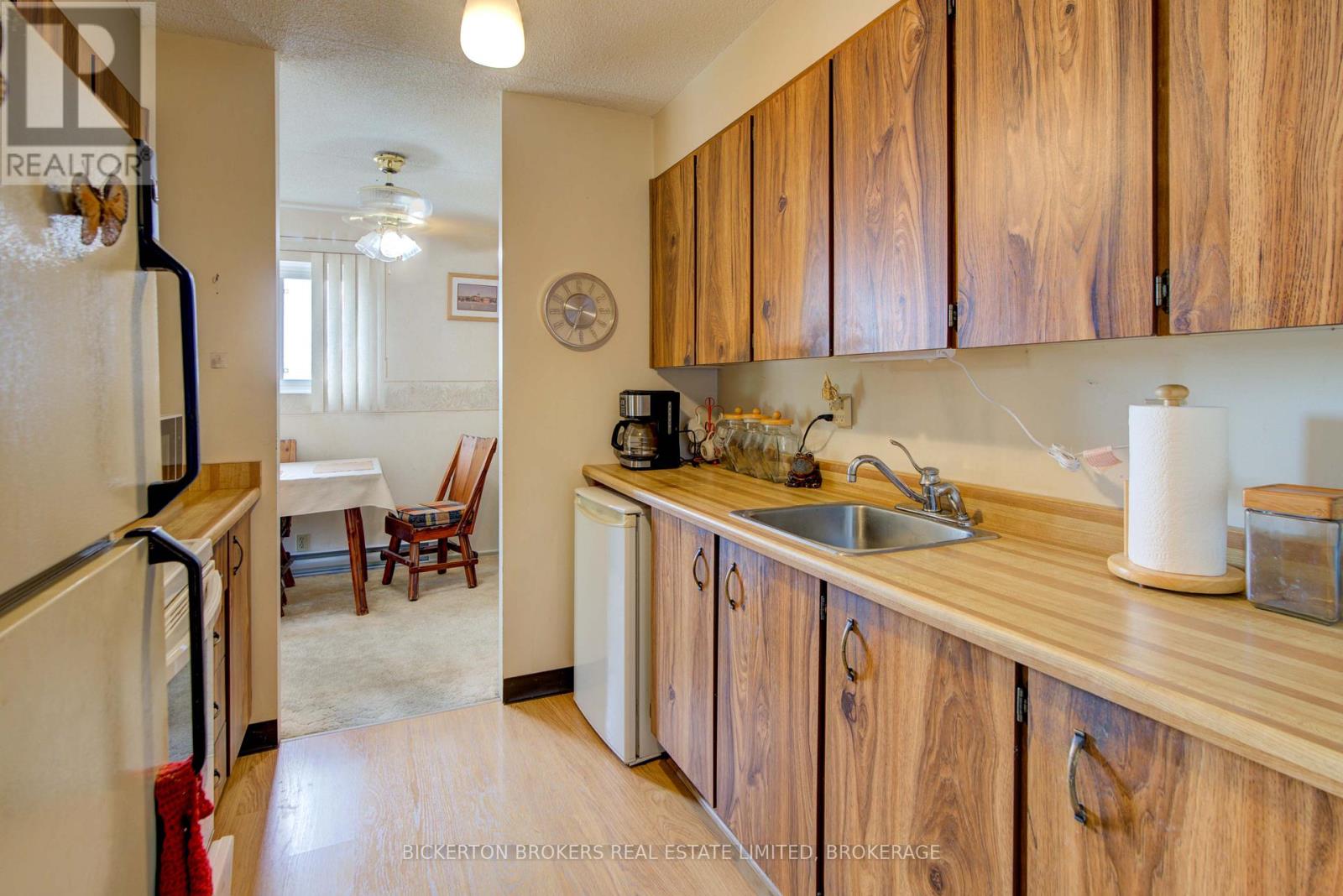 406 - 610 William Street S, Gananoque, Ontario  K7G 3A4 - Photo 5 - X12474119