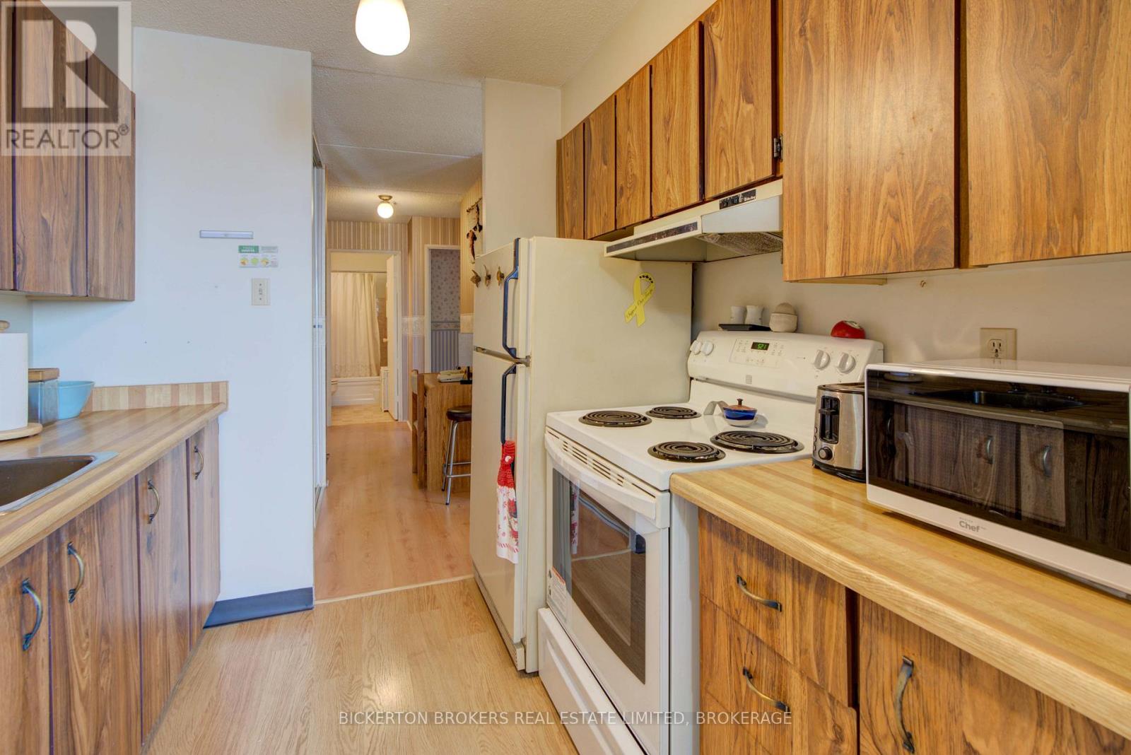 406 - 610 William Street S, Gananoque, Ontario  K7G 3A4 - Photo 8 - X12474119