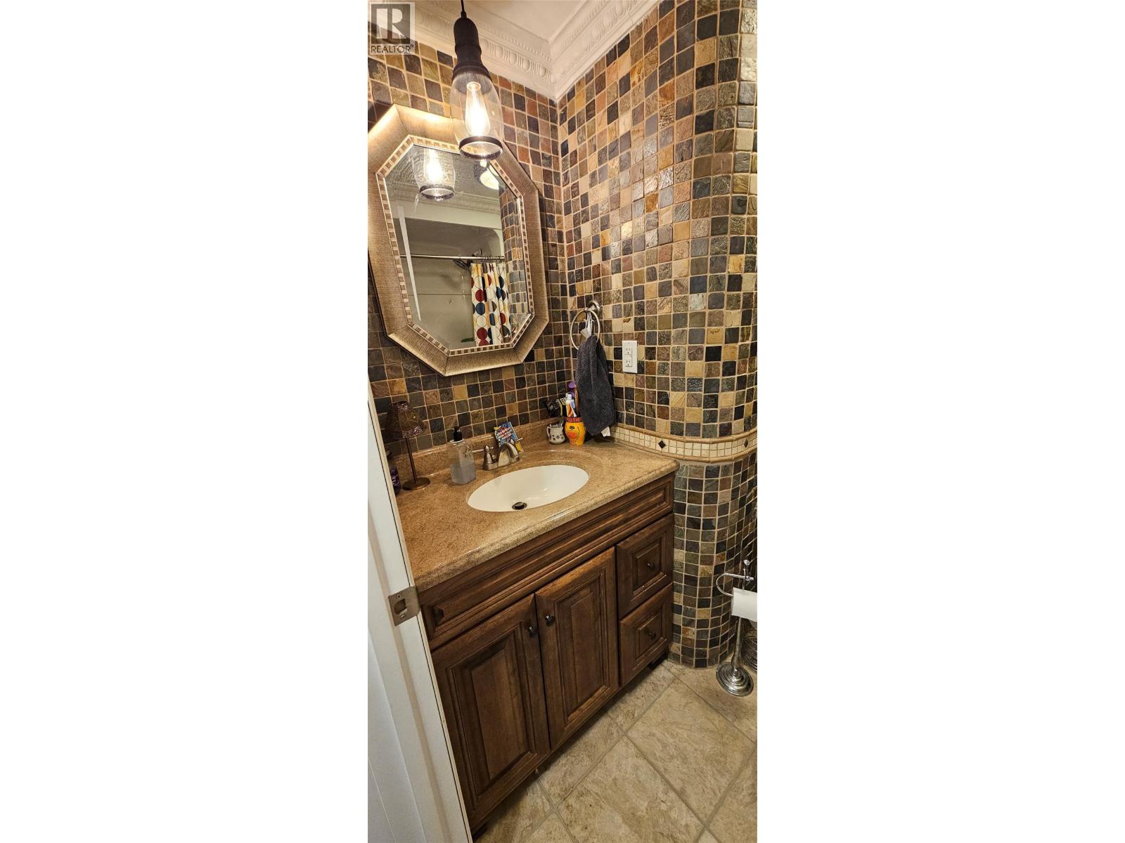 540 Buckthorn Road, Sparwood, British Columbia  V0B 2G0 - Photo 19 - 10365898