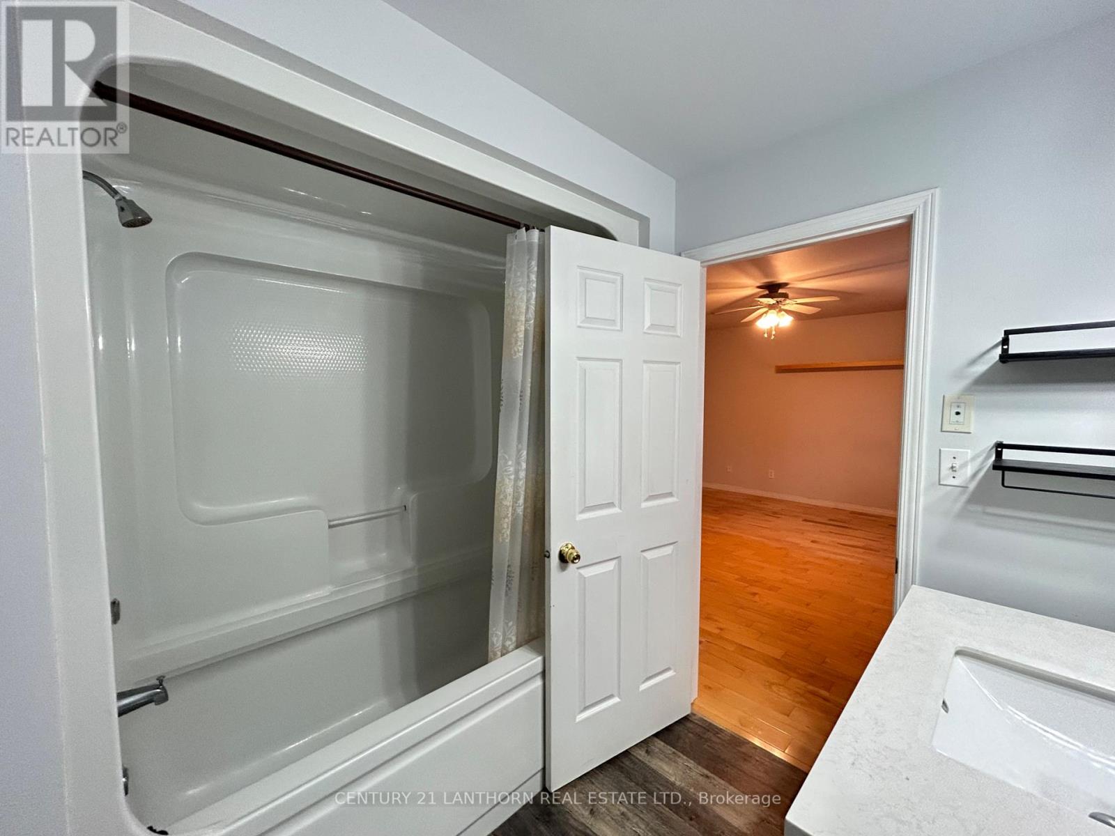 11 Sumac Terrace, Belleville, Ontario  K8N 5X6 - Photo 30 - X12474102