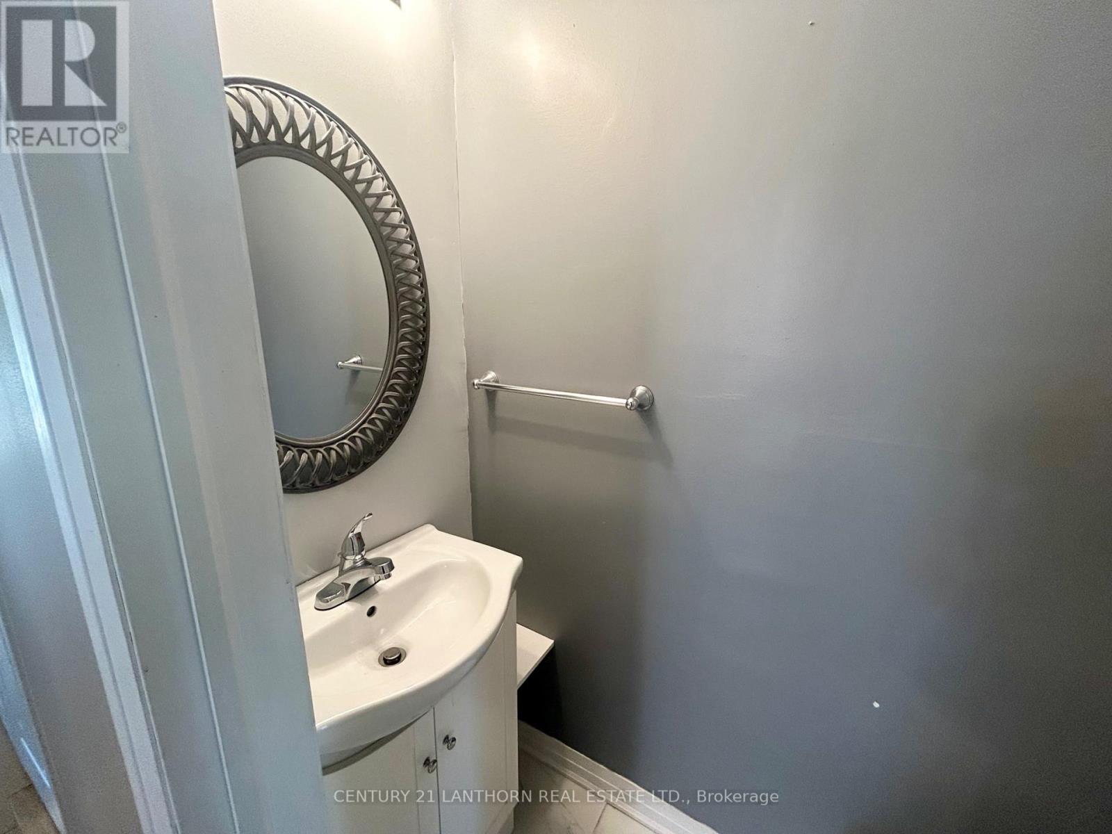 11 Sumac Terrace, Belleville, Ontario  K8N 5X6 - Photo 9 - X12474102