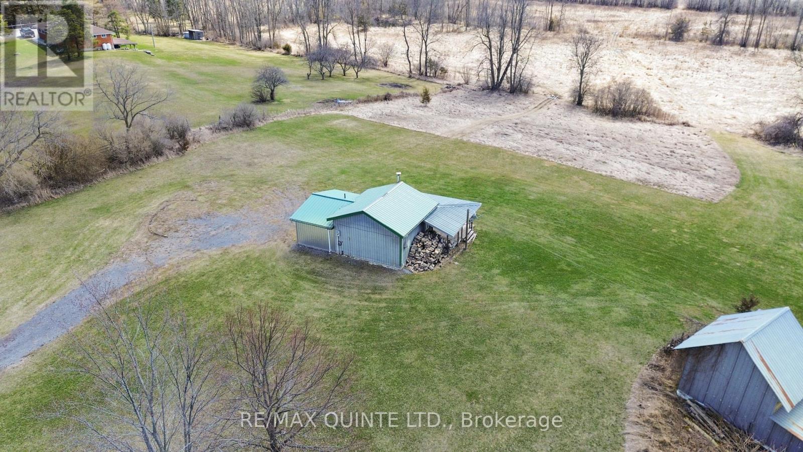 2878 County Road 15, Prince Edward County (Sophiasburg Ward), Ontario  K0K 2T0 - Photo 16 - X12474149