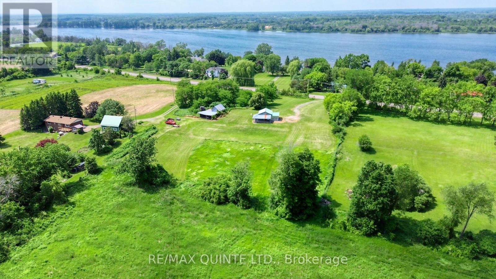 2878 County Road 15, Prince Edward County (Sophiasburg Ward), Ontario  K0K 2T0 - Photo 23 - X12474149
