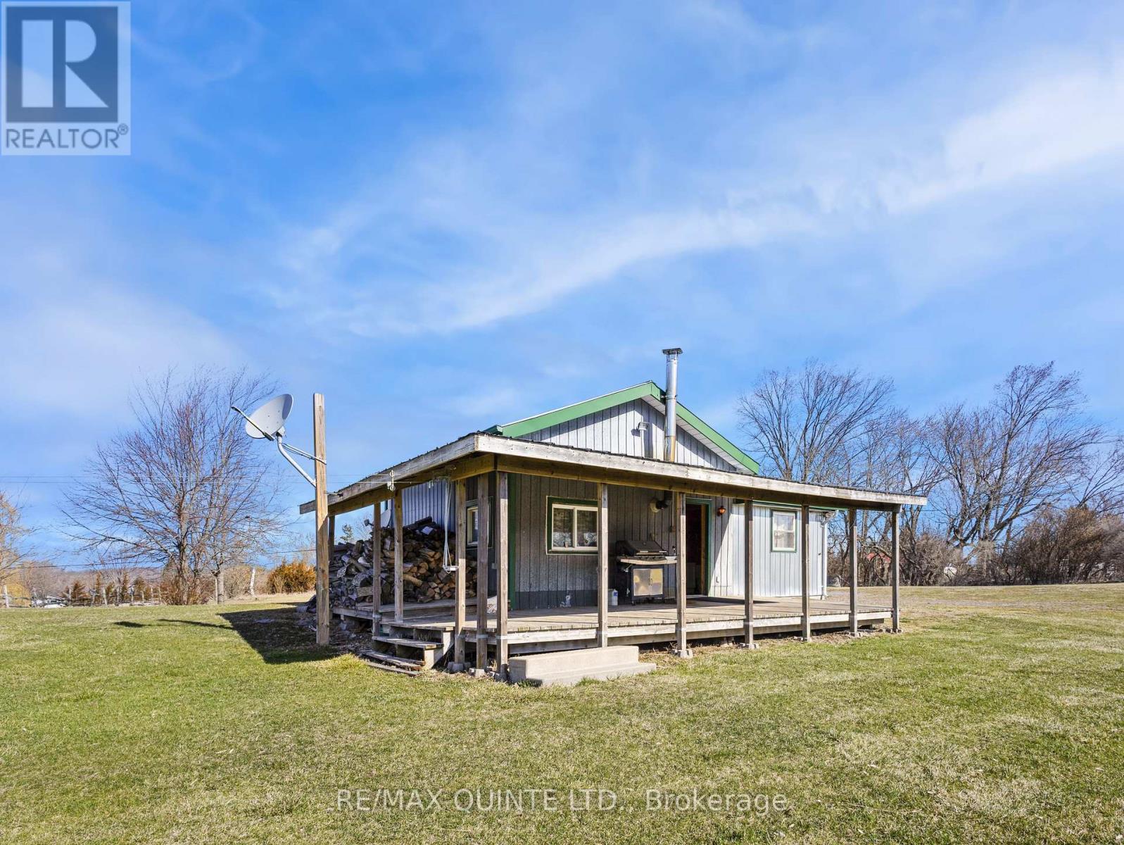 2878 County Road 15, Prince Edward County (Sophiasburg Ward), Ontario  K0K 2T0 - Photo 3 - X12474149
