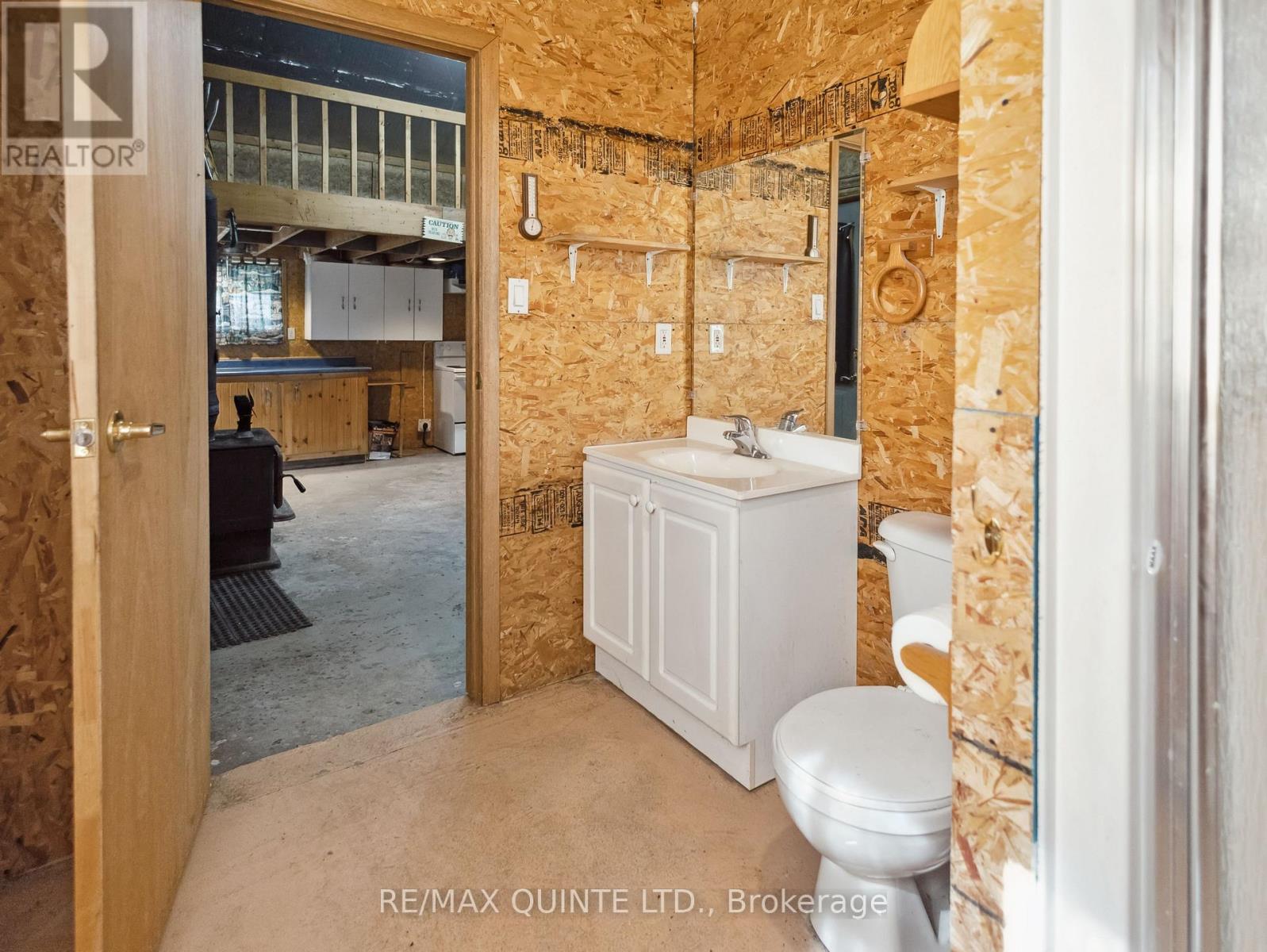 2878 County Road 15, Prince Edward County (Sophiasburg Ward), Ontario  K0K 2T0 - Photo 31 - X12474149