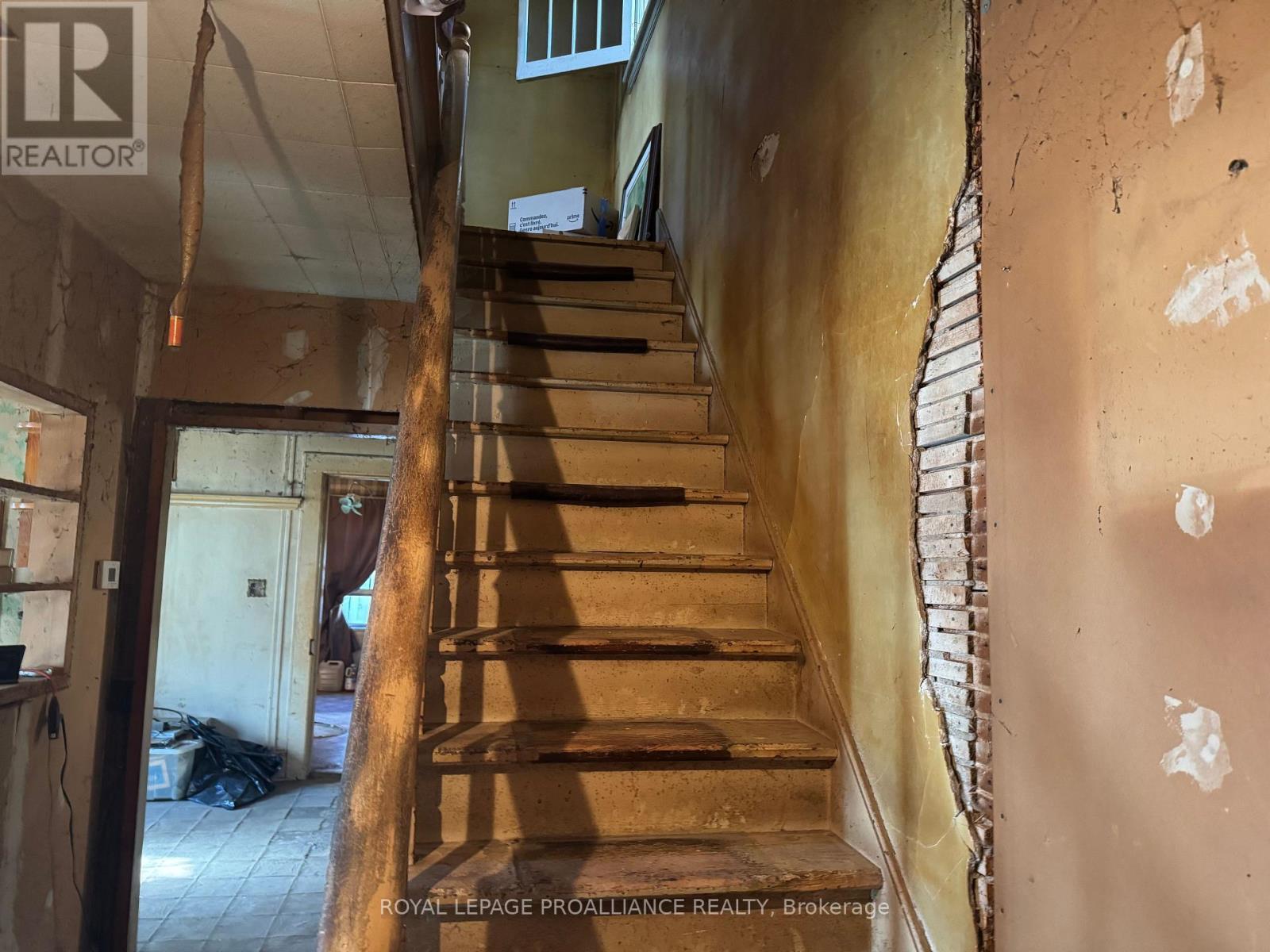 3 Gore Street, Kawartha Lakes, Ontario  L0A 1A0 - Photo 15 - X12474153