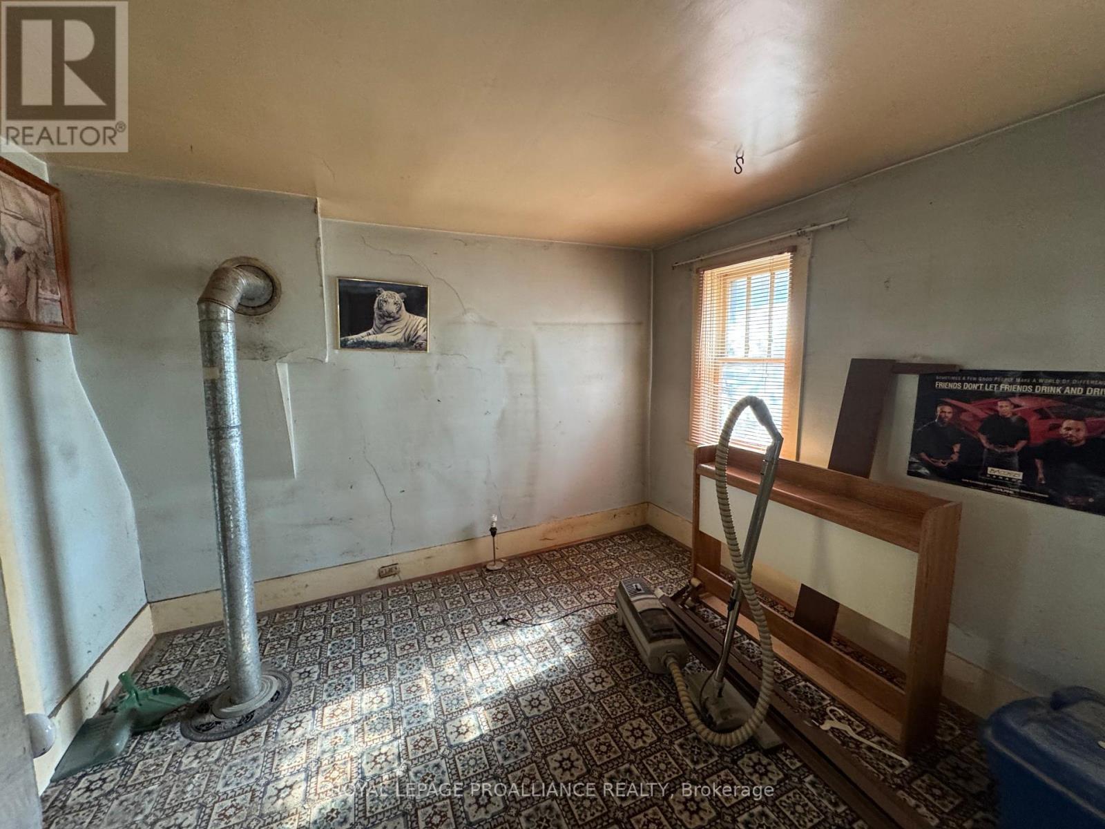 3 Gore Street, Kawartha Lakes, Ontario  L0A 1A0 - Photo 16 - X12474153