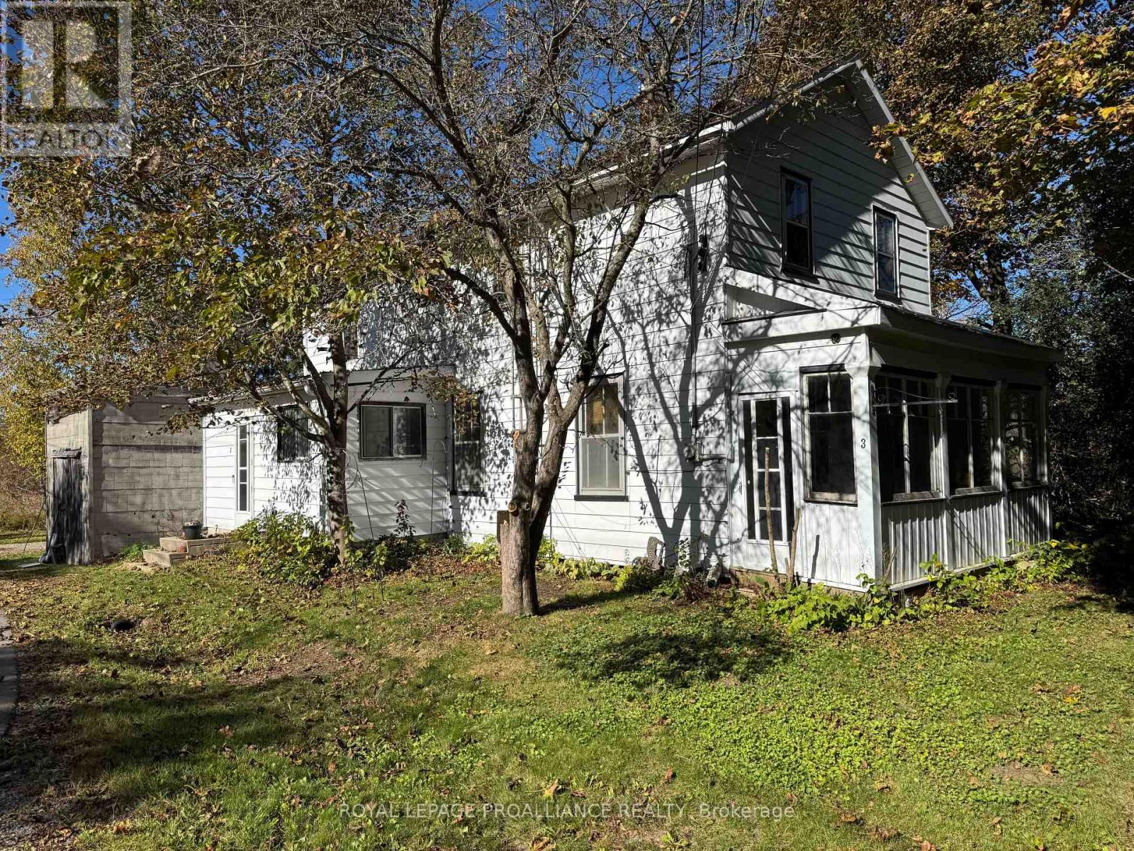 3 Gore Street, Kawartha Lakes, Ontario  L0A 1A0 - Photo 4 - X12474153