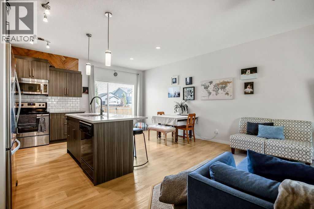 35 Drake Landing Boulevard, Okotoks, Alberta  T1S 0P8 - Photo 7 - A2255497