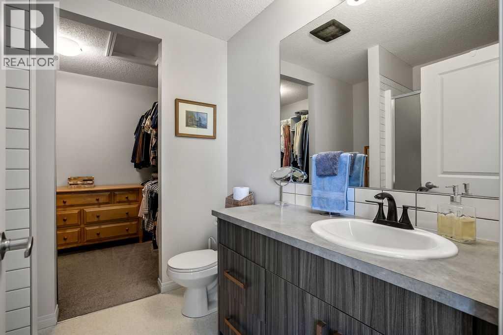 35 Drake Landing Boulevard, Okotoks, Alberta  T1S 0P8 - Photo 18 - A2255497