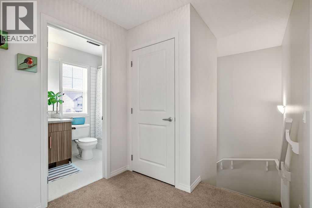 35 Drake Landing Boulevard, Okotoks, Alberta  T1S 0P8 - Photo 14 - A2255497