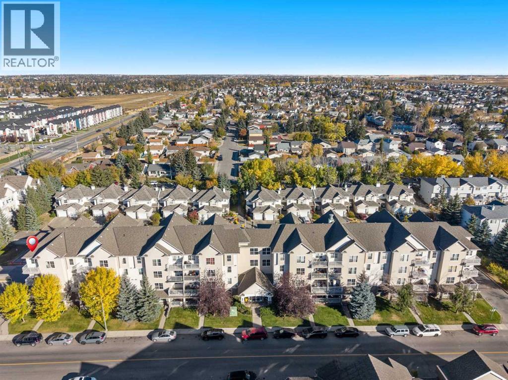 416, 2000 Applevillage Court Se, Calgary, Alberta  T2A 7Z4 - Photo 3 - A2264364