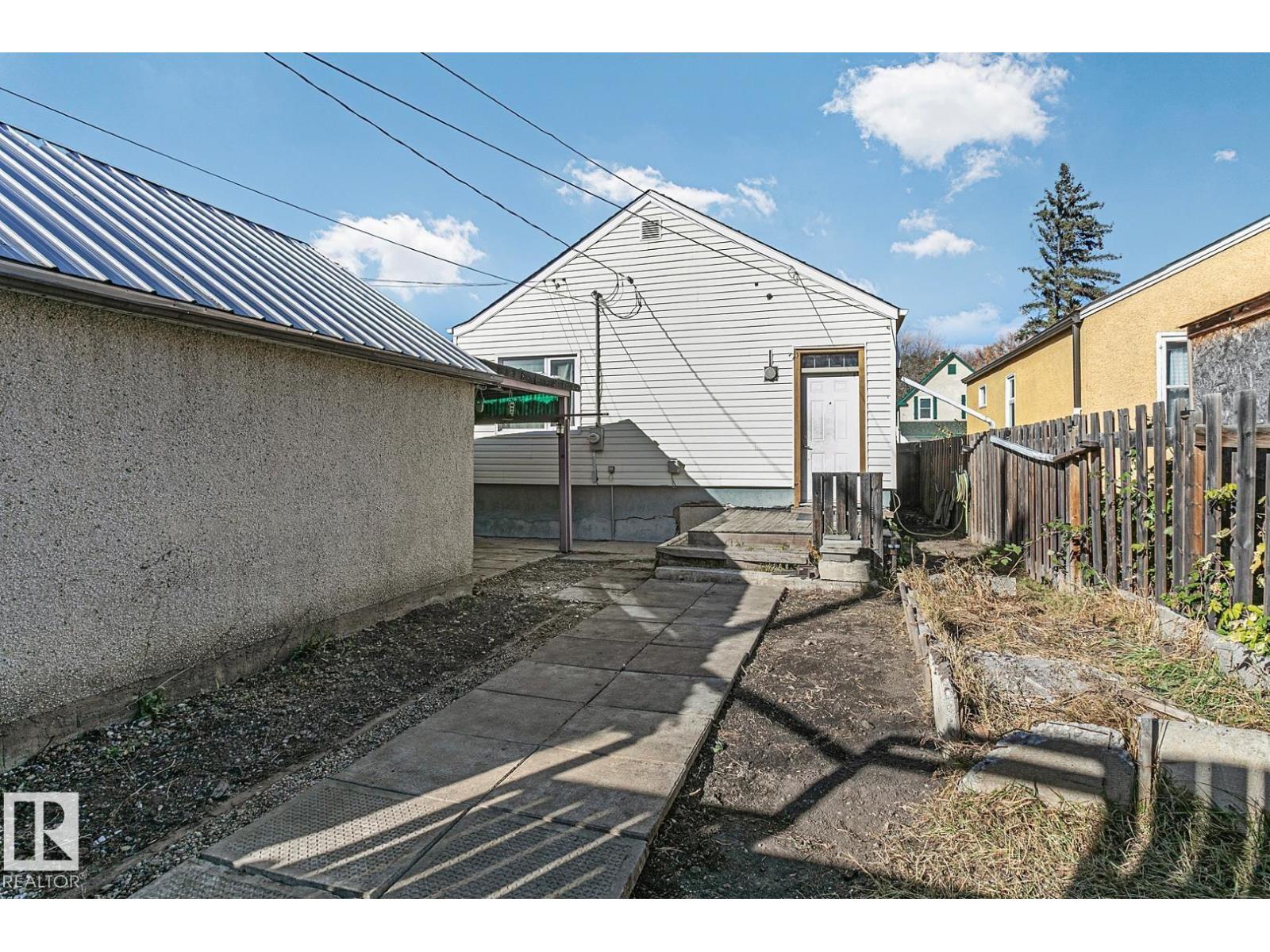 9221 110 Av Nw, Edmonton, Alberta  T5H 1H2 - Photo 39 - E4462944