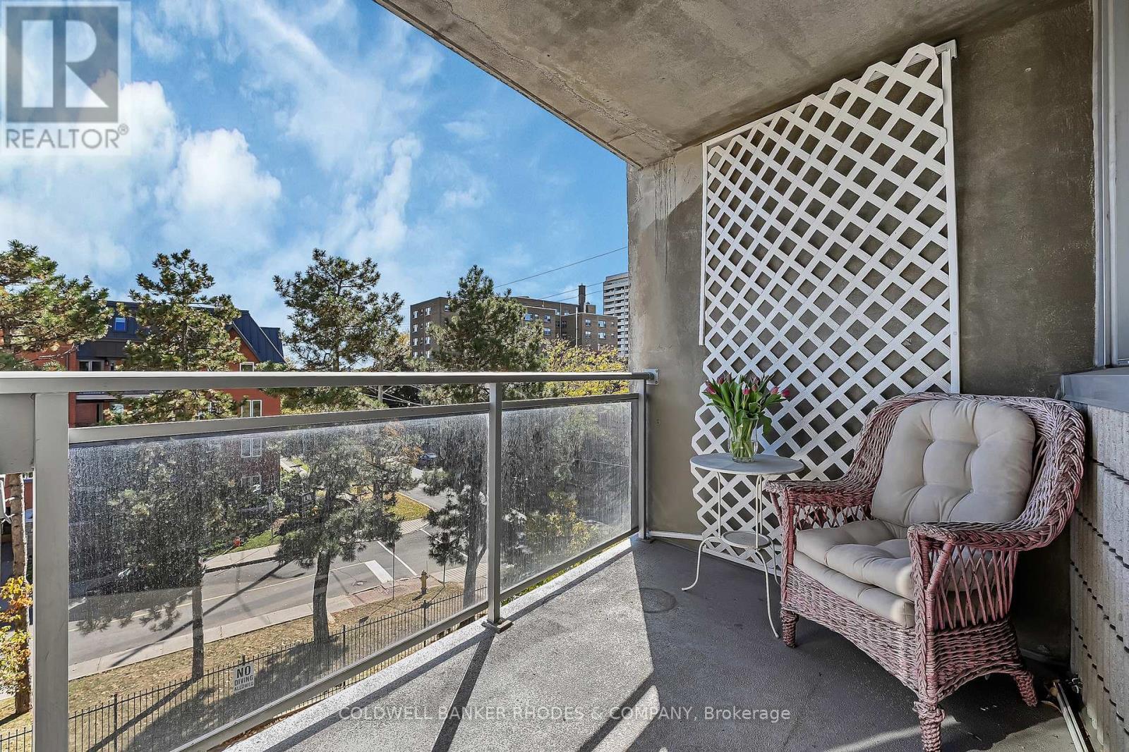 402 - 60 Mcleod Street, Ottawa, Ontario  K2P 2G1 - Photo 26 - X12474137