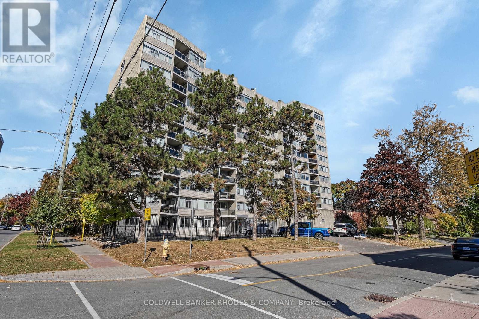 402 - 60 Mcleod Street, Ottawa, Ontario  K2P 2G1 - Photo 39 - X12474137