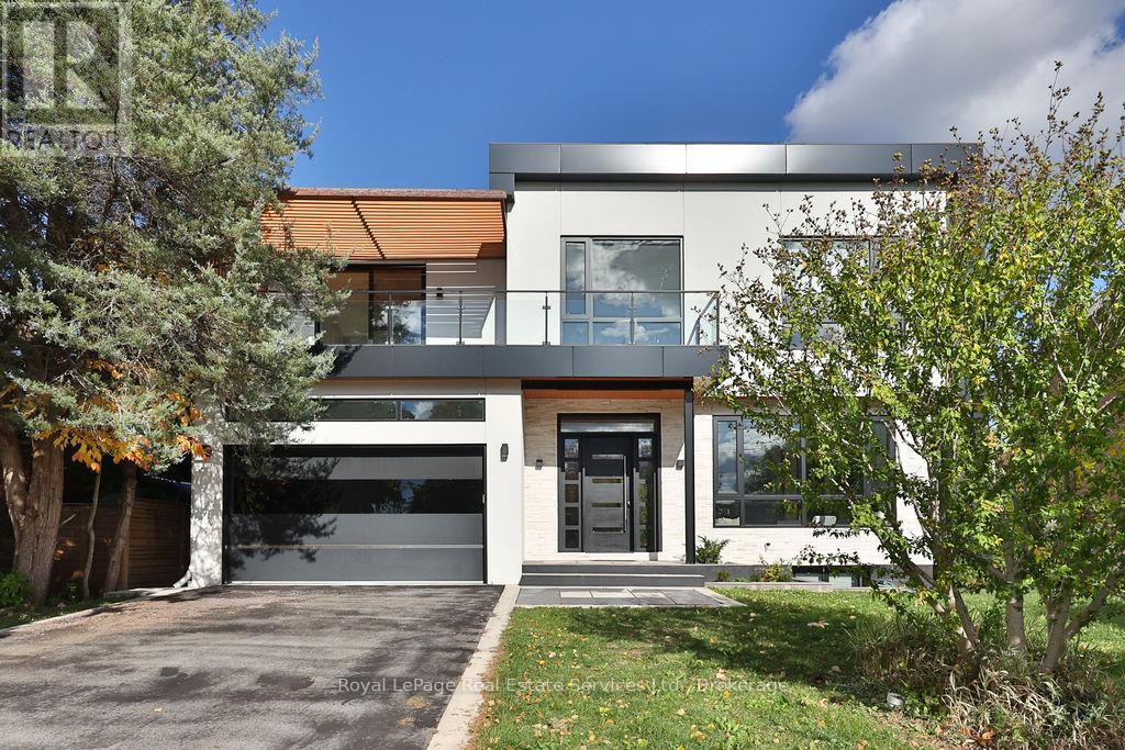 431 Sandlewood Road, Oakville, Ontario  L6L 3S3 - Photo 2 - W12474160