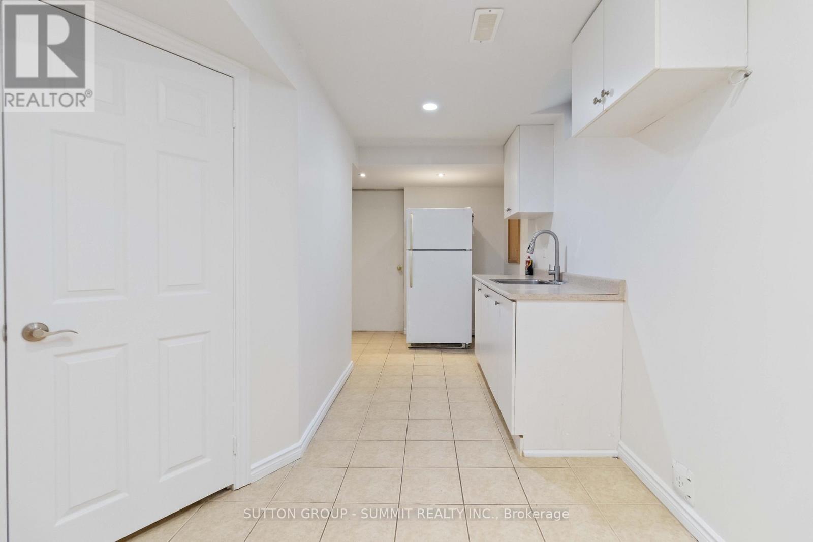 3269 Camberwell Drive, Mississauga, Ontario  L5M 6T2 - Photo 27 - W12473968