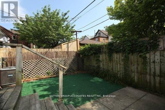 Main - 57 Aziel Street, Toronto, Ontario  M6P 2N8 - Photo 13 - W12474010
