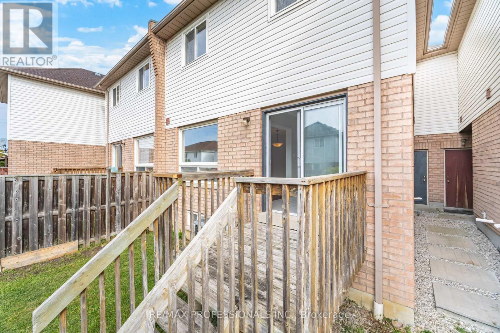 6155 Rowers Crescent, Mississauga, Ontario  L5V 3A1 - Photo 40 - W12474011