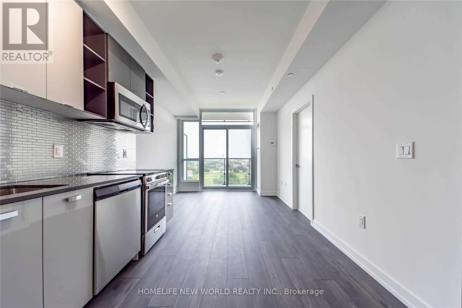 910 - 10 De Boers Drive, Toronto, Ontario  M3J 0L6 - Photo 7 - W12474016