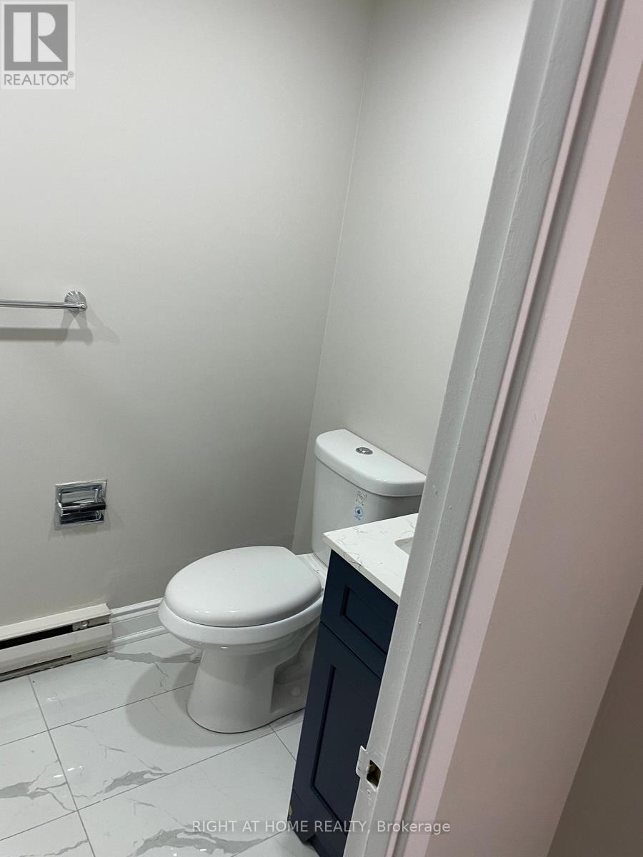 4 - 180 Mississauga Valley Boulevard, Mississauga, Ontario  L5A 3M2 - Photo 13 - W12474034
