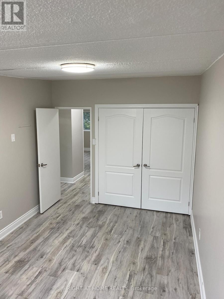 4 - 180 Mississauga Valley Boulevard, Mississauga, Ontario  L5A 3M2 - Photo 15 - W12474034