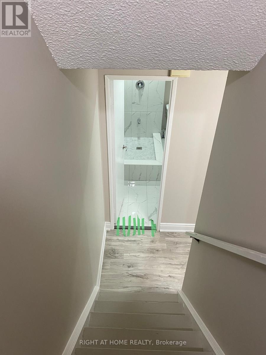 4 - 180 Mississauga Valley Boulevard, Mississauga, Ontario  L5A 3M2 - Photo 23 - W12474034