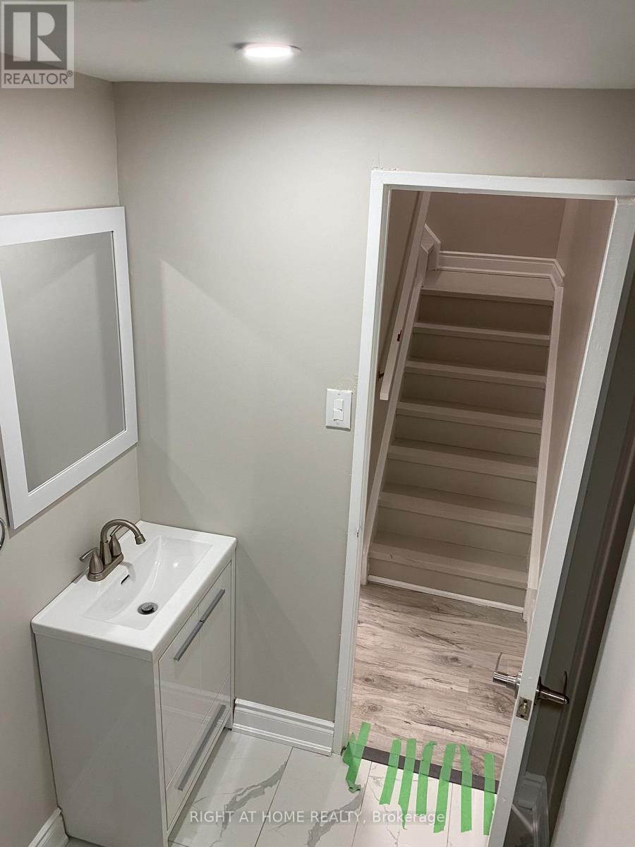 4 - 180 Mississauga Valley Boulevard, Mississauga, Ontario  L5A 3M2 - Photo 25 - W12474034