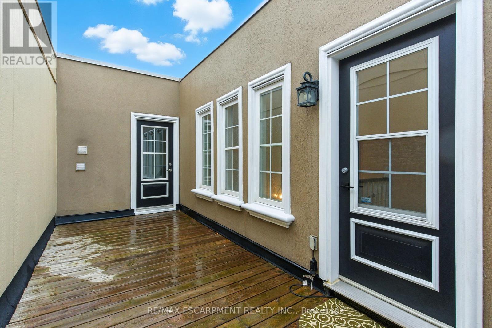 3 - 117 Nelson Street, Oakville, Ontario  L6L 3J1 - Photo 43 - W12474086