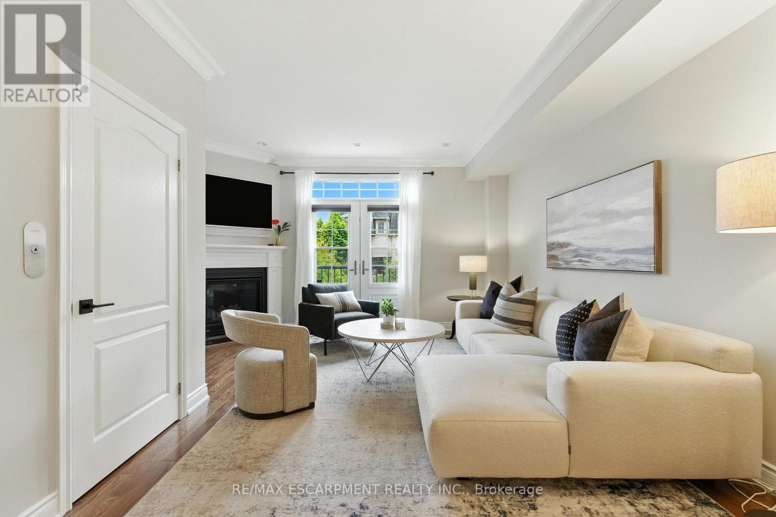 3 - 117 Nelson Street, Oakville, Ontario  L6L 3J1 - Photo 7 - W12474086
