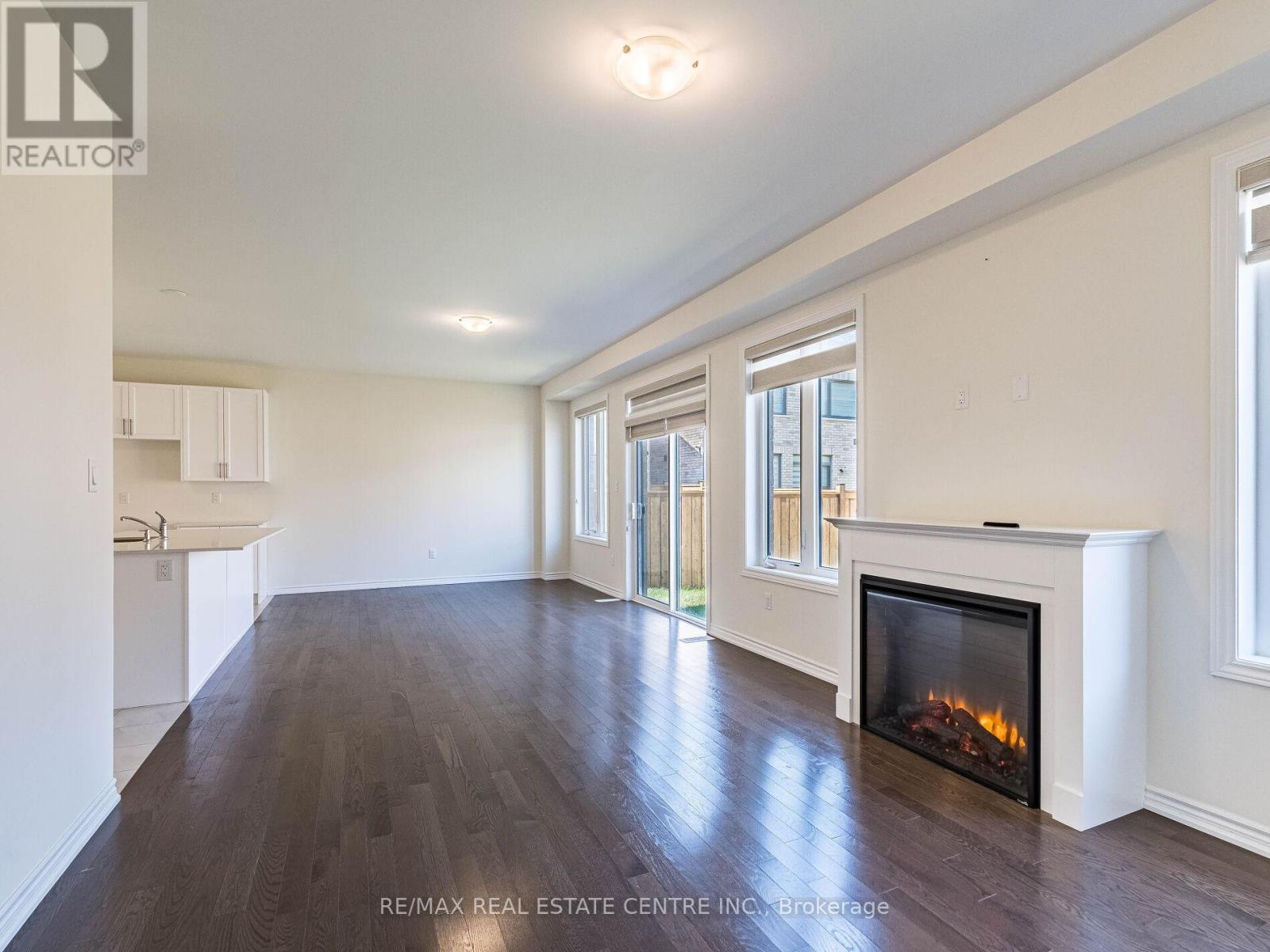 20 Fuller Street, Brampton, Ontario  L6X 5S3 - Photo 13 - W12474091