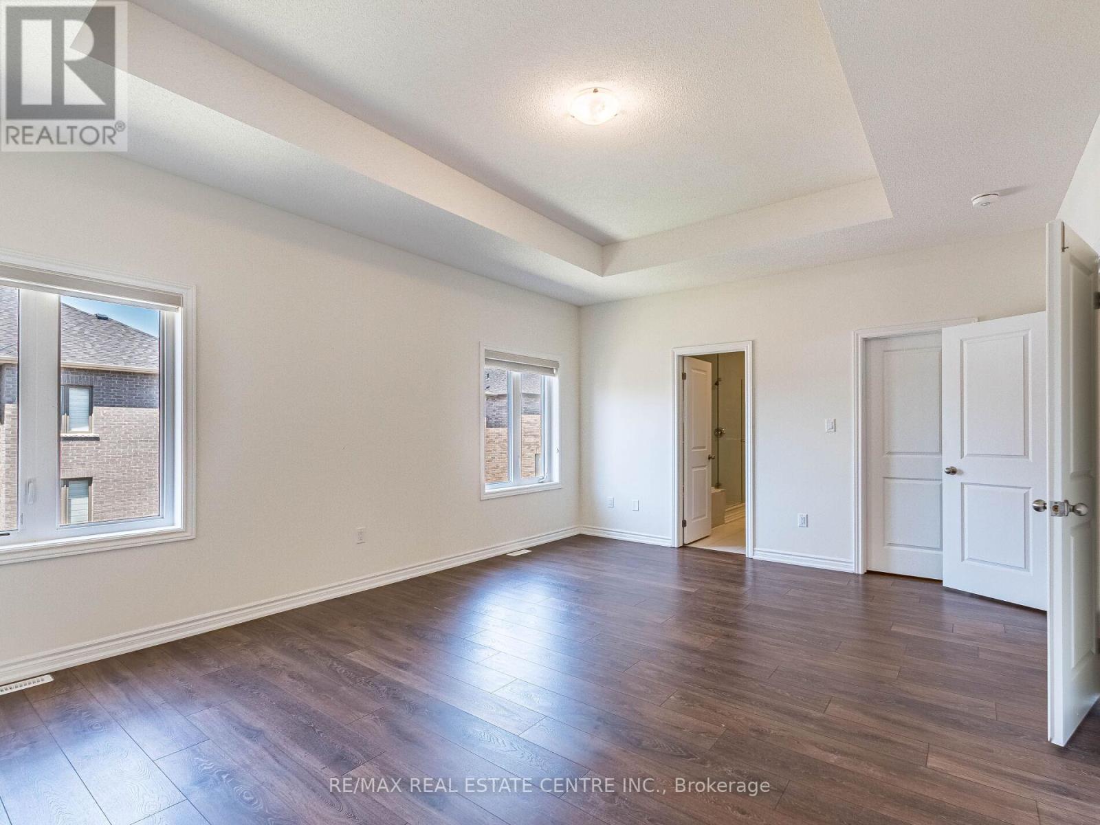 20 Fuller Street, Brampton, Ontario  L6X 5S3 - Photo 25 - W12474091