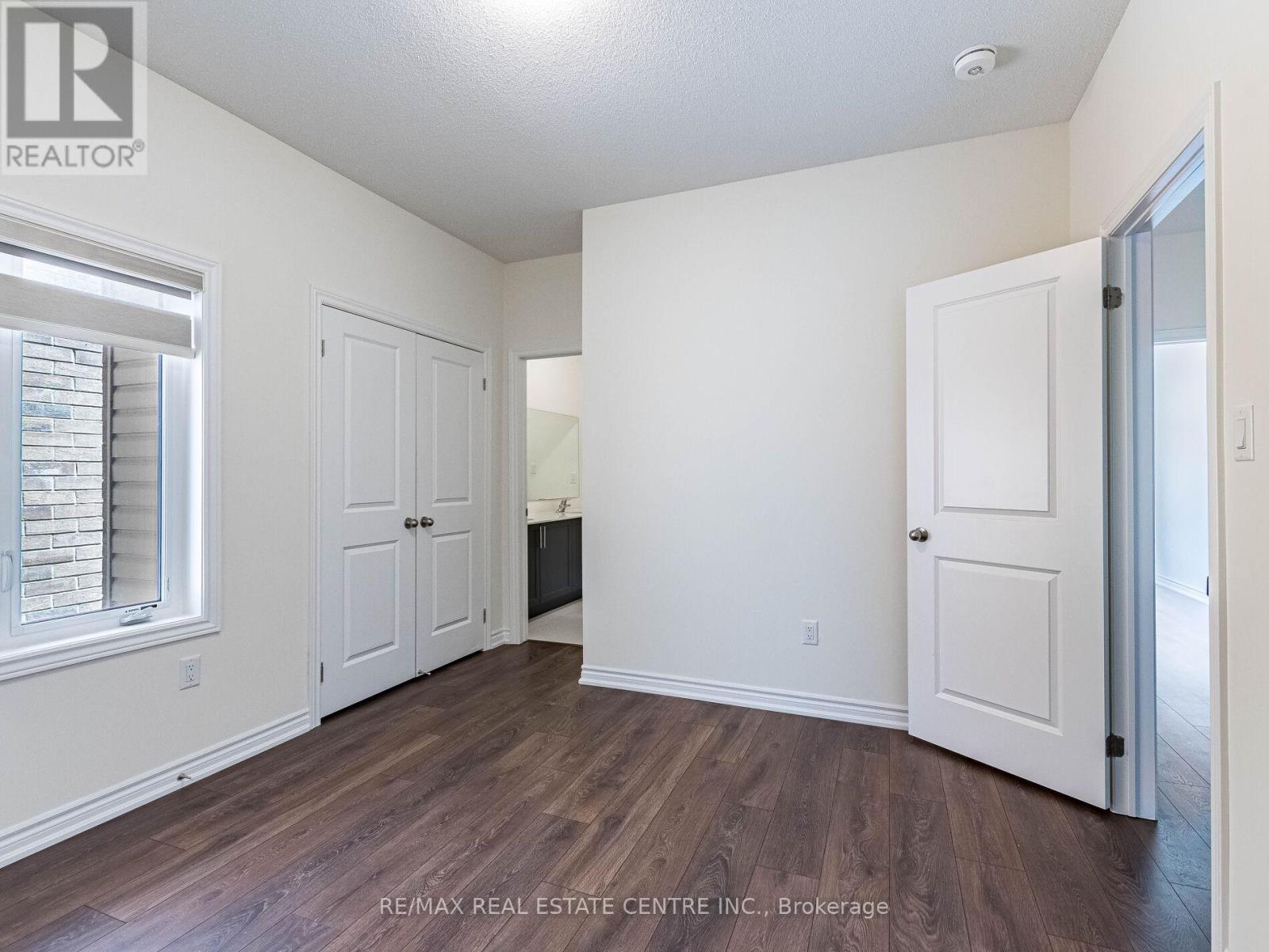 20 Fuller Street, Brampton, Ontario  L6X 5S3 - Photo 36 - W12474091