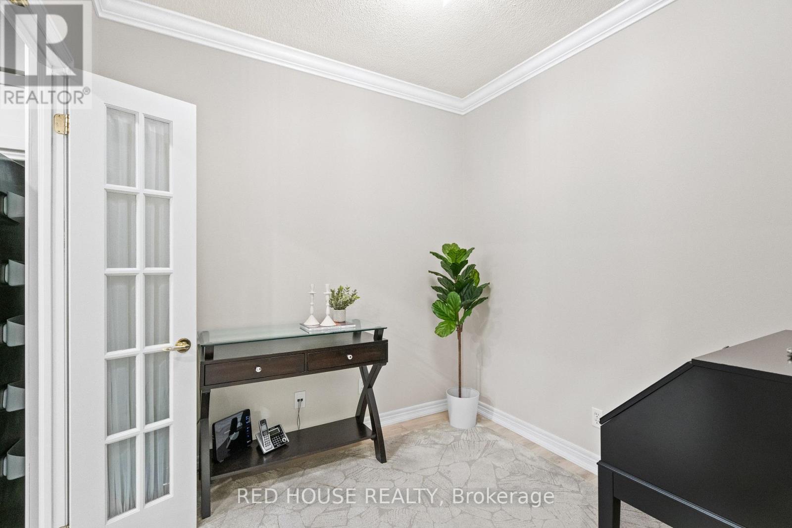 Ph906 - 50 Old Mill Road, Oakville, Ontario  L6J 7W1 - Photo 11 - W12474101