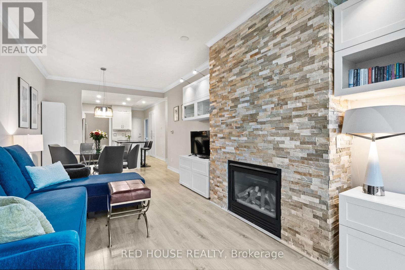 Ph906 - 50 Old Mill Road, Oakville, Ontario  L6J 7W1 - Photo 19 - W12474101
