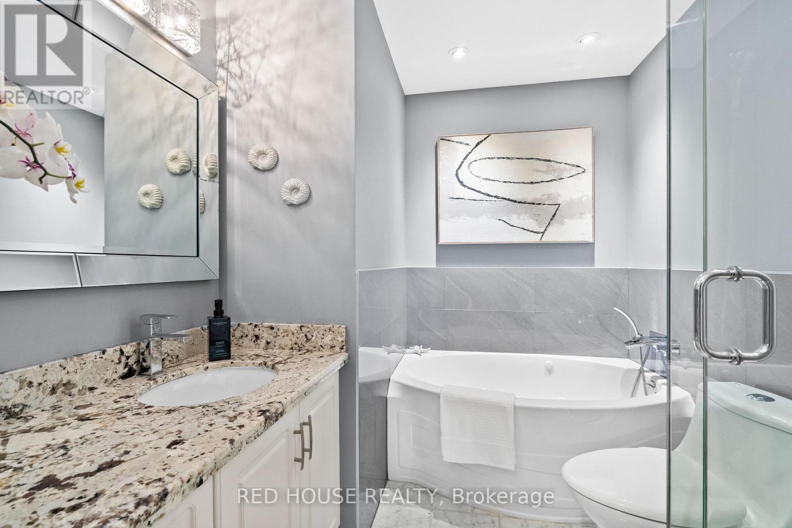 Ph906 - 50 Old Mill Road, Oakville, Ontario  L6J 7W1 - Photo 29 - W12474101