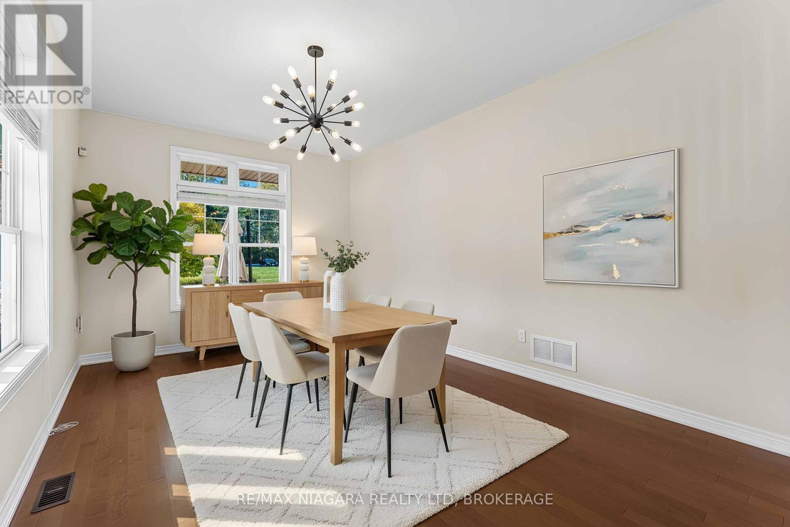 750 Lakeshore Road, Fort Erie (Lakeshore), Ontario  L2A 0B4 - Photo 6 - X12474162