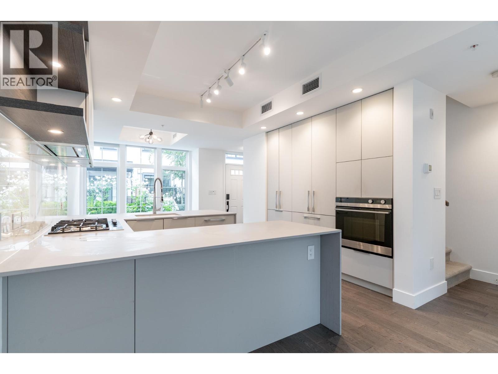 125 2070 Curling Road, North Vancouver, British Columbia  V7P 0C9 - Photo 12 - R3059811