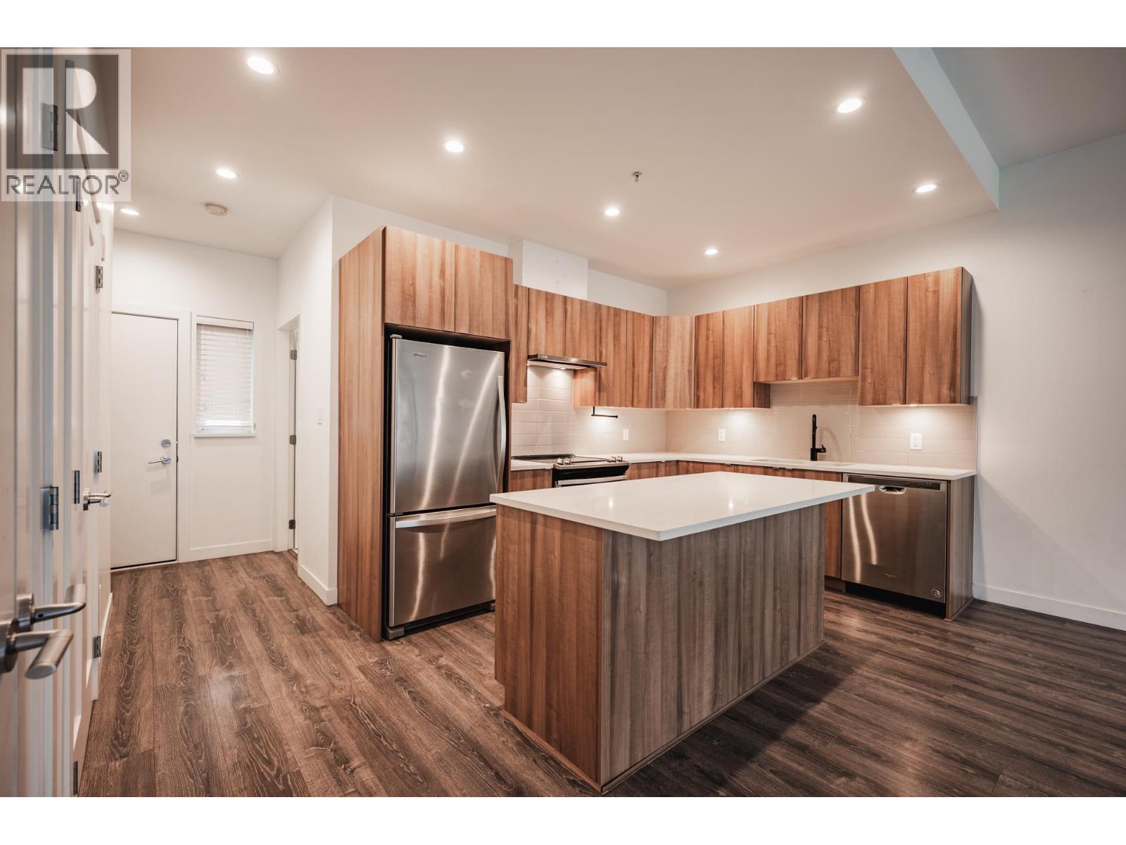 603 1365 Pemberton Avenue, Squamish, British Columbia  V8B 1B7 - Photo 7 - R3060430