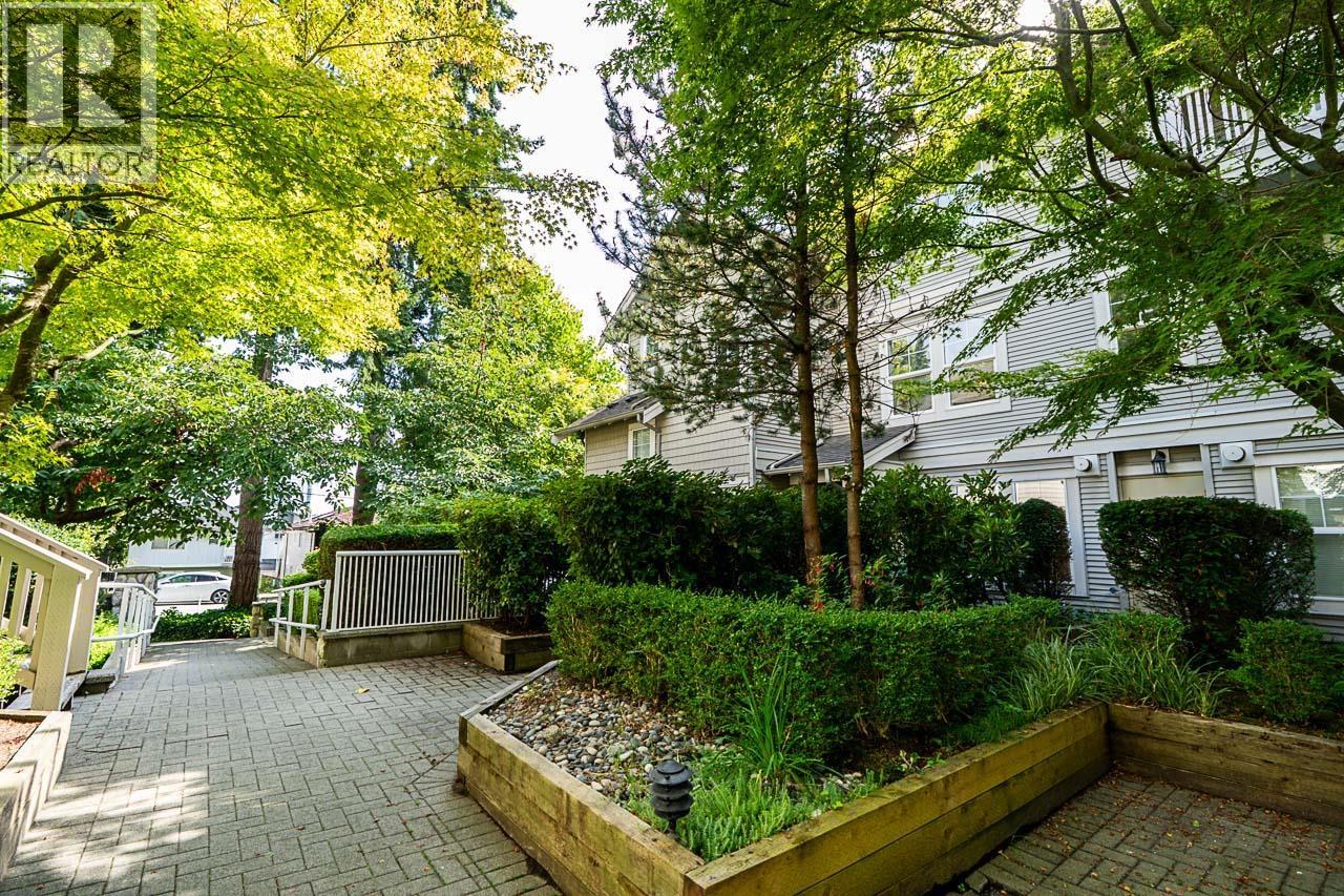 4 7179 18th Avenue, Burnaby, British Columbia  V3N 1H2 - Photo 6 - R3060456