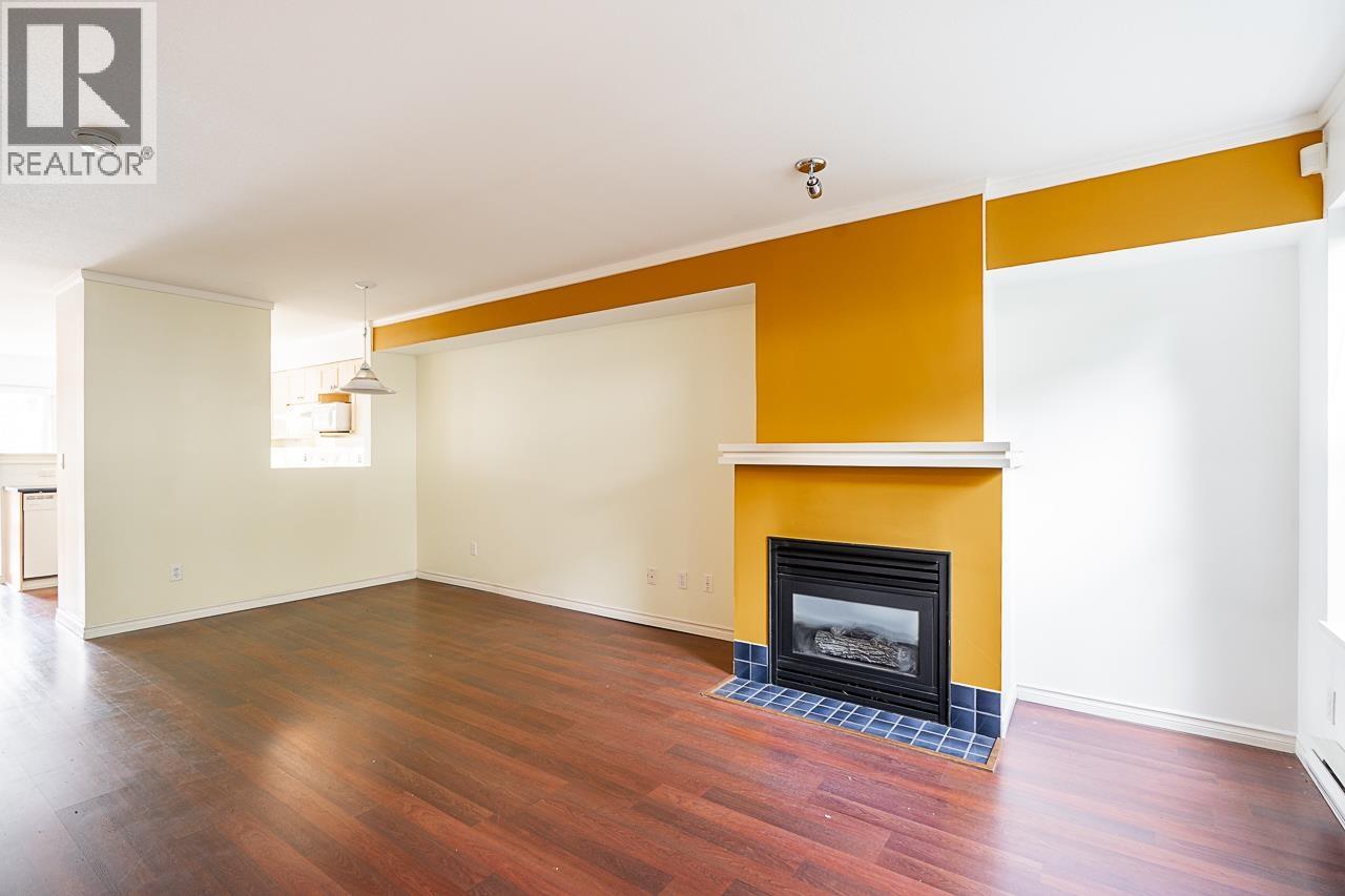 4 7179 18th Avenue, Burnaby, British Columbia  V3N 1H2 - Photo 7 - R3060456