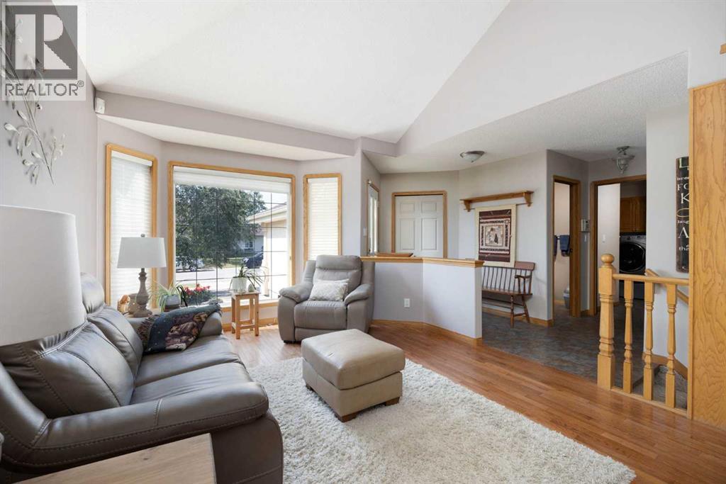 212 Bussieres Drive, Fort Mcmurray, Alberta  T9K 1T3 - Photo 7 - A2244710