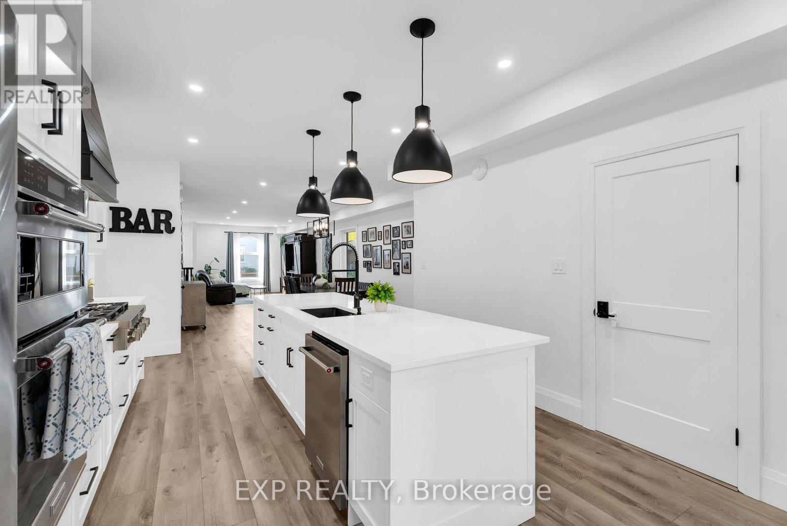 28 Elliott Street, Cambridge, Ontario  N1R 2J2 - Photo 16 - X12473978