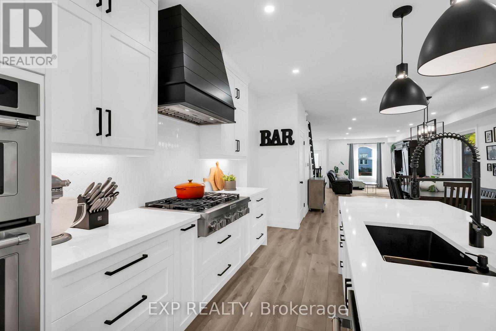 28 Elliott Street, Cambridge, Ontario  N1R 2J2 - Photo 17 - X12473978