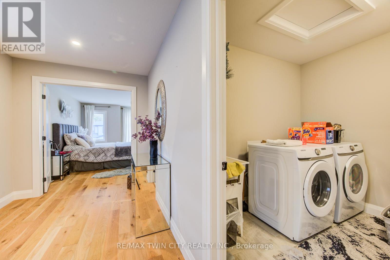 928 Chapel Hill Court S, Kitchener, Ontario  N2R 0P4 - Photo 21 - X12473985