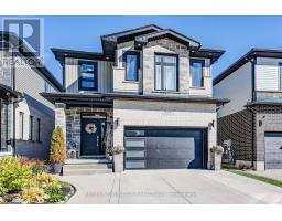 928 CHAPEL HILL COURT S, Kitchener, Ontario