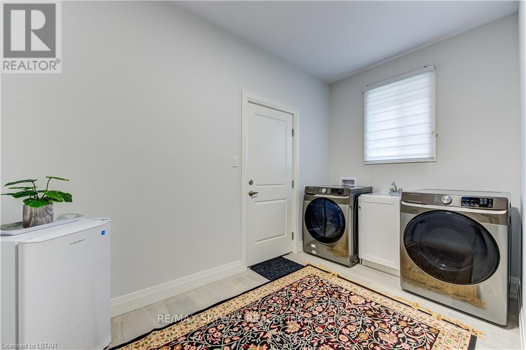 1774 Brunson Way, London South, Ontario  N6K 0H1 - Photo 13 - X12474009