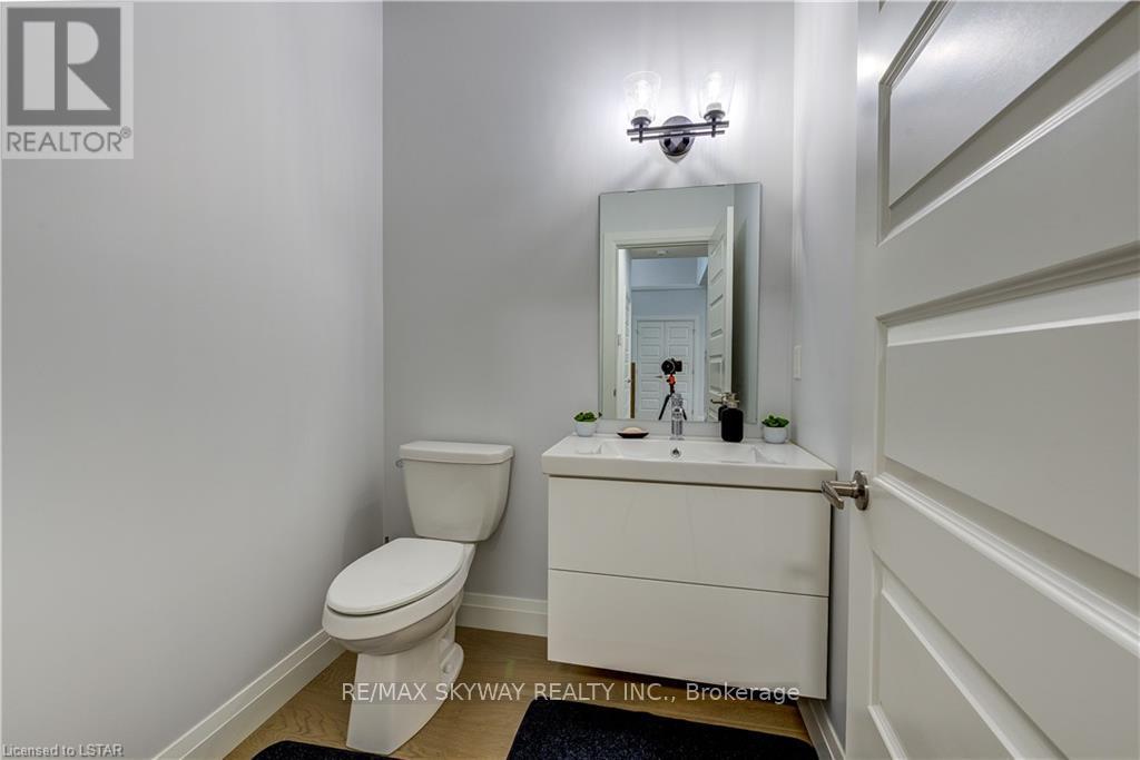 1774 Brunson Way, London South, Ontario  N6K 0H1 - Photo 14 - X12474009