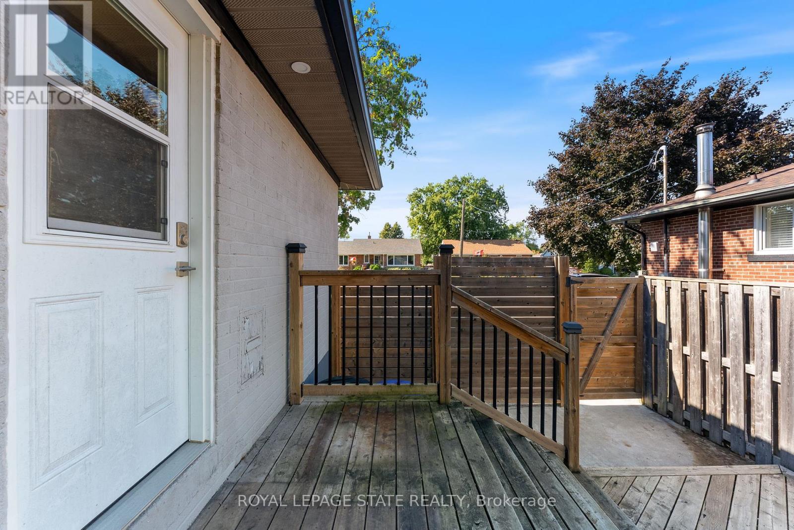 103 Wise Crescent, Hamilton, Ontario  L8T 2L7 - Photo 24 - X12474017